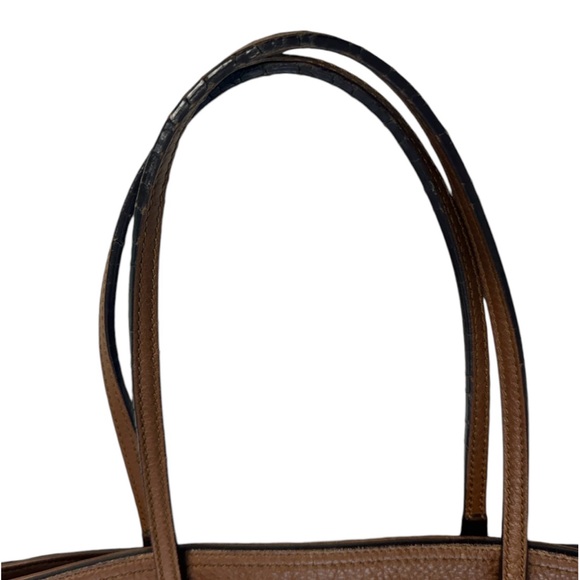 Gucci Pebble Leather Bree Tote - Picture 9 of 16